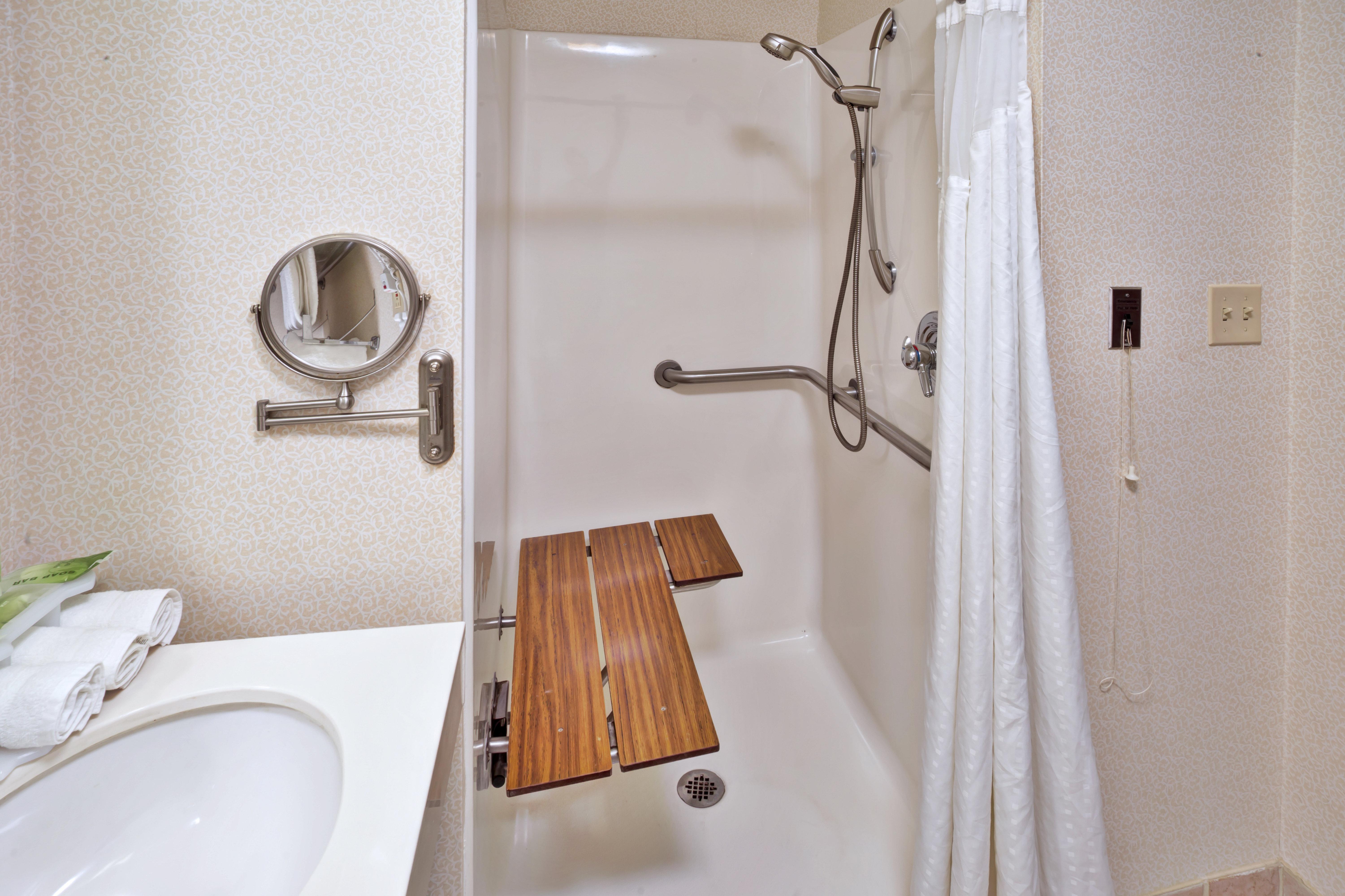 Holiday Inn Express Breaux Bridge By Ihg Henderson Exterior foto